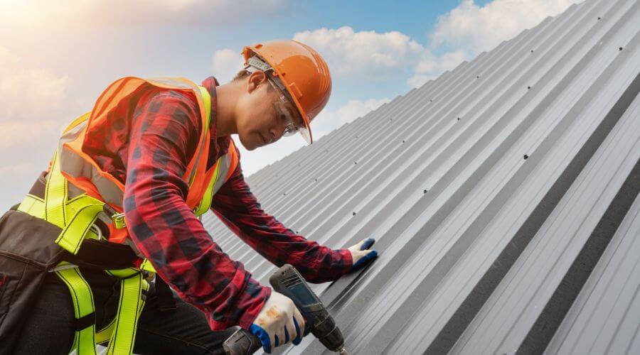 Professional residential roofers in Milford, MA